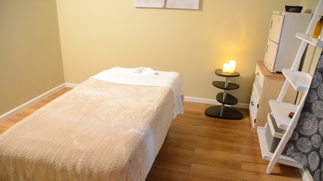 Picture of one of the private massage rooms, always clean and fresh at  Granger Therapeutic Massage is Located in Granger Indiana.